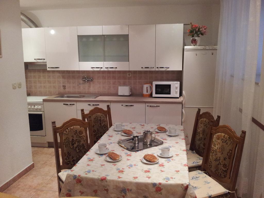 Apartment Tomislav *